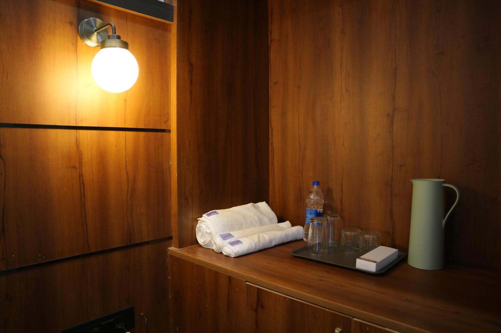 Sarvam Residency Hotel Sagar  Eksteriør billede
