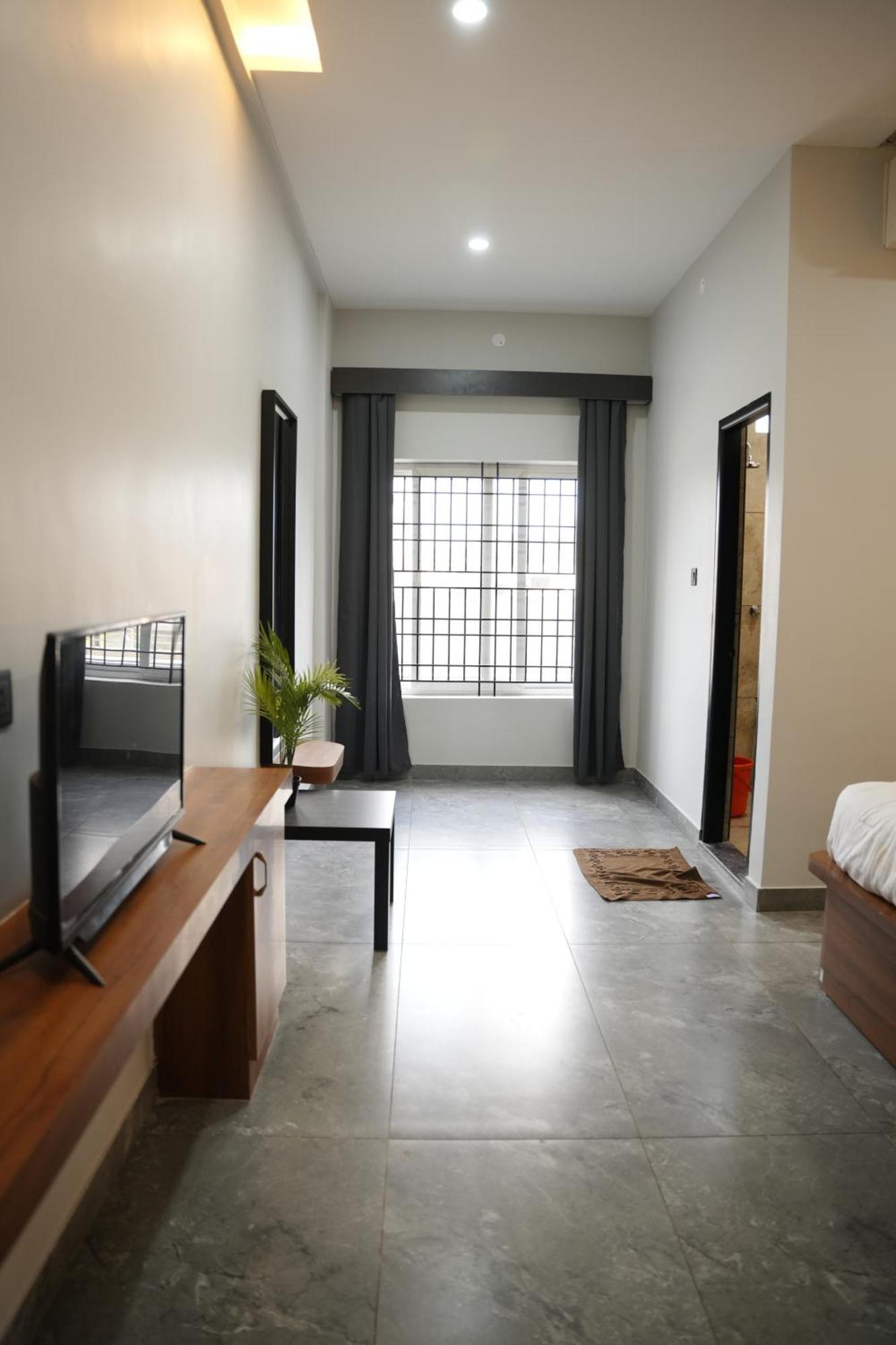 Sarvam Residency Hotel Sagar  Eksteriør billede