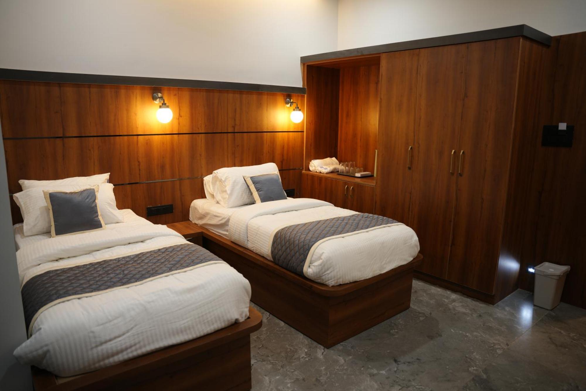 Sarvam Residency Hotel Sagar  Eksteriør billede